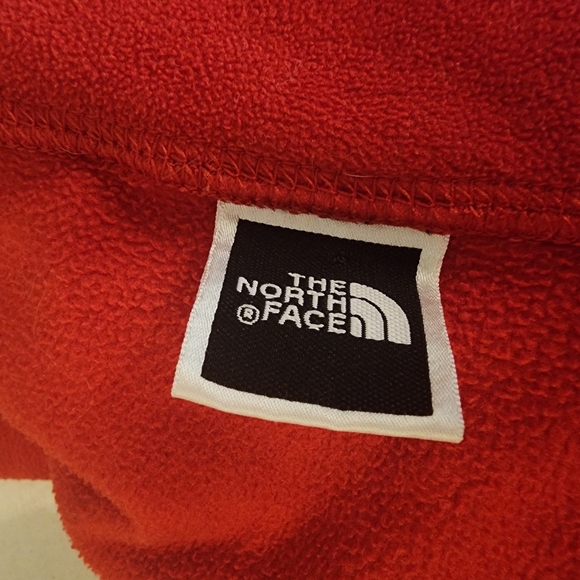 North face red quarter zip fleece, size medium - Picture 5 of 6